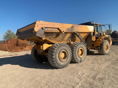 tombereau articule volvo A30E d'occasion année 2008